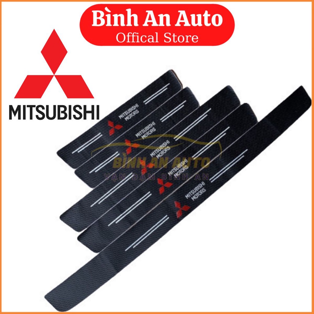 MITSUBISHI - BỘ MIẾNG Dán Chống Trầy Xước Có Logo Hãng Bảo Vệ Bậc Cửa Và Dán Cốp Xe Hơi, Xe Ô Tô Bằng Sợi Carbon