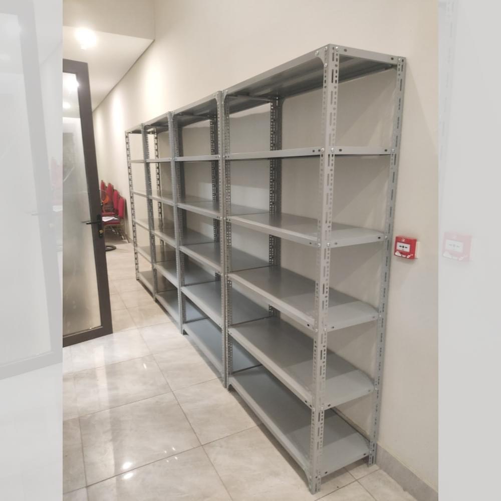 Kệ sắt Dài 150cm Rộng 30cm đủ số tầng
