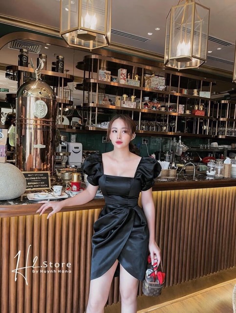 ĐẦM CỔ VUÔNG TAY PHỒNG | BigBuy360 - bigbuy360.vn