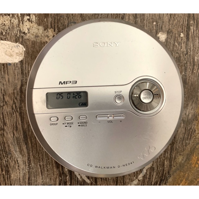 Máy nghe nhạc CD Sony DNE 241