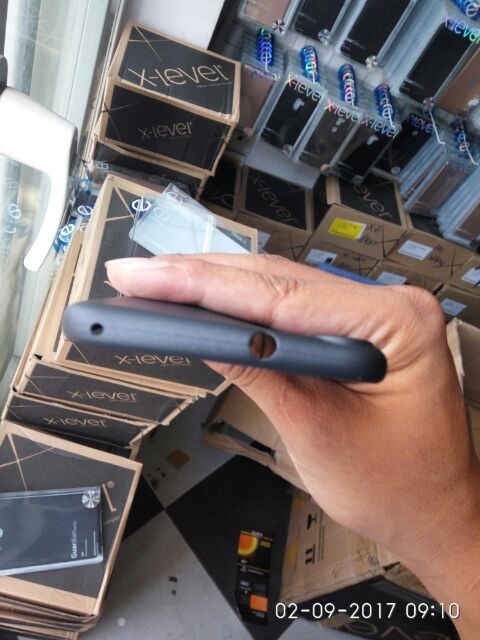 Ốp dẻo x-level htc 820
