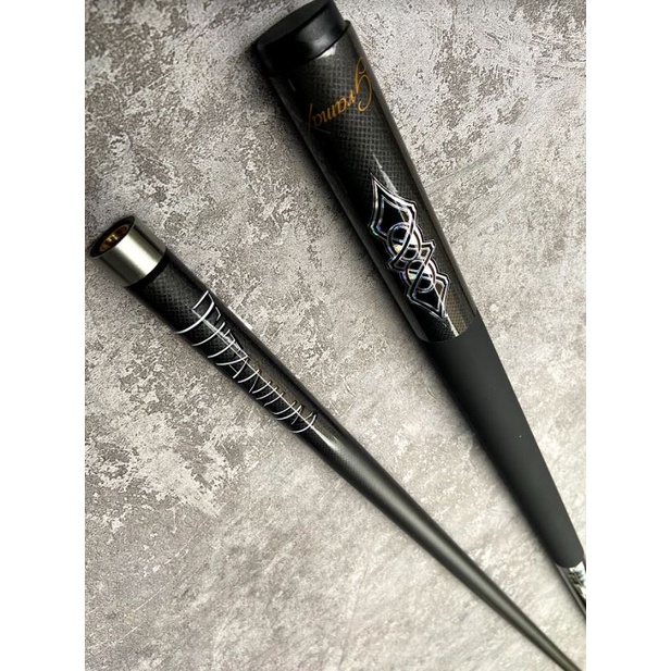 Cơ, Gậy Bida Gramax 2 Mạ Cacbon tay cầm đường kính vừa phải. Đánh chắc tay, không cong vênh - gomhang.vn