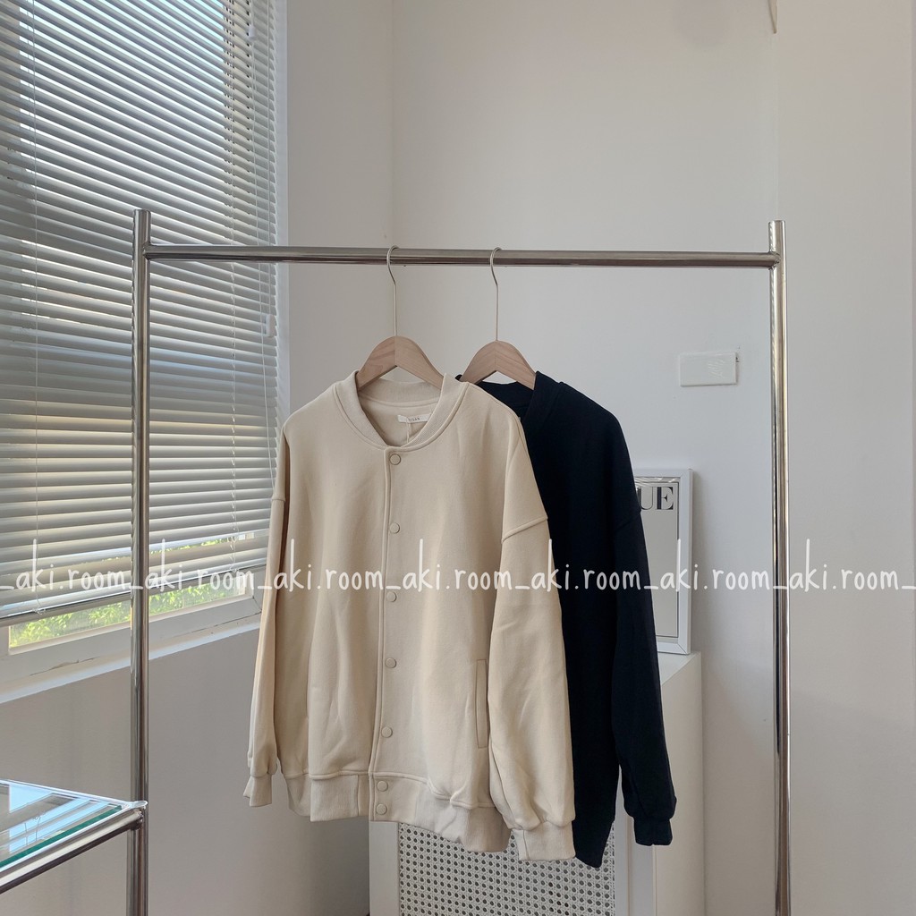 Áo khoác bomber nỉ trơn cúc bấm chất mềm mịn form rộng | BigBuy360 - bigbuy360.vn