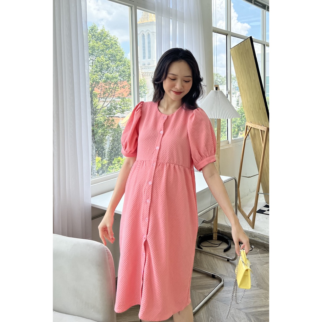 Đầm Bầu cúc dài xinh xắn.