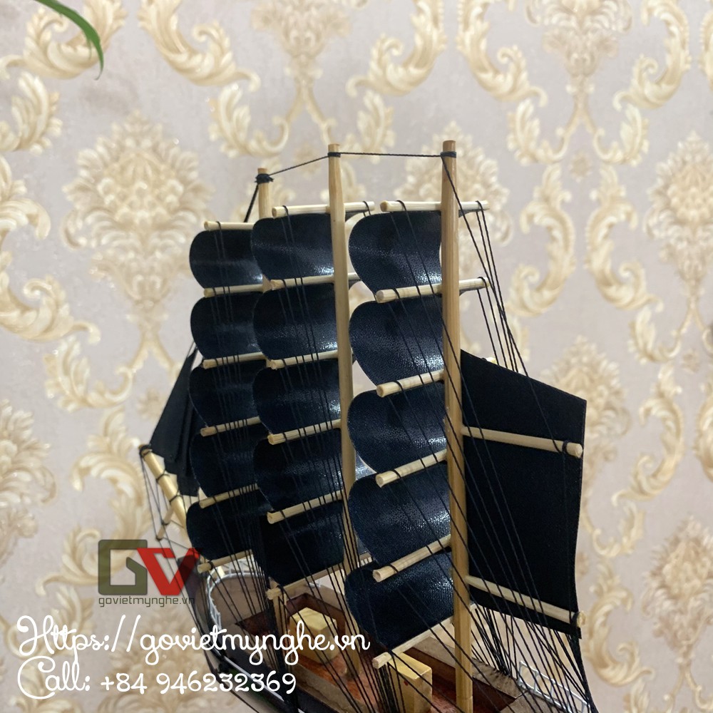 Thuyền buồm mô hình bằng gỗ trang trí bàn làm việc Dài 27cm - Buồm vải màu đen