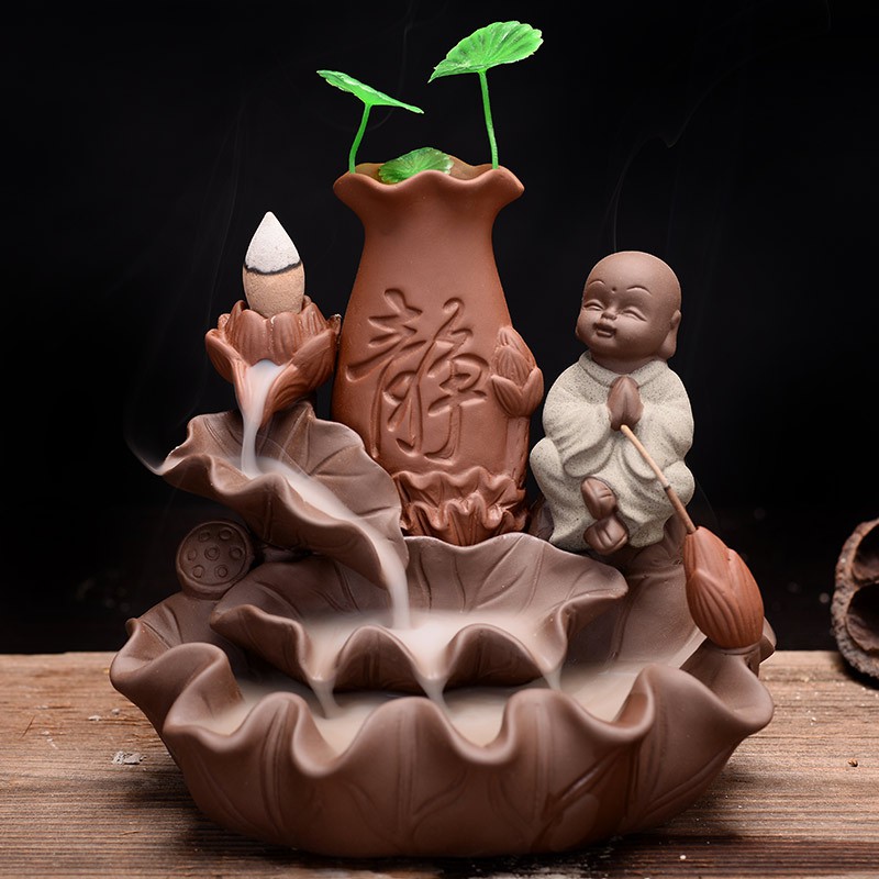 Thác khói trầm hương chú tiểu thác sen tặng 5 nụ trầm