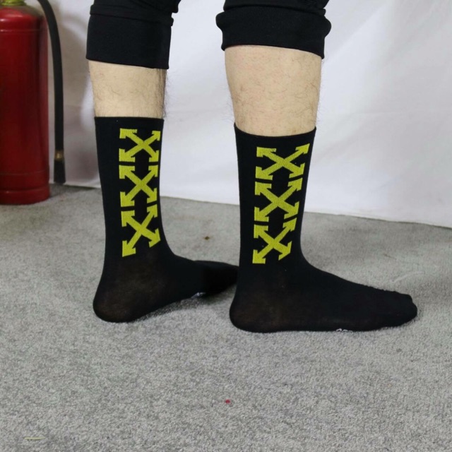 Vớ Offwhite XXX ( Bắp Chân )