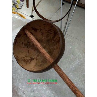 Gáo dừa múc nước ,gáo dừa múc bột bánh ,trang trí bằng gáo dừa