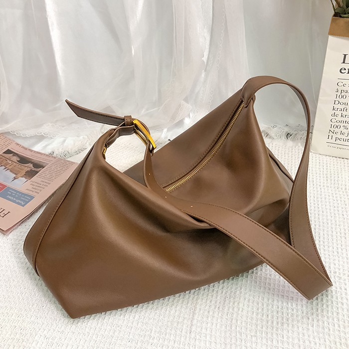 Túi đeo chéo da quai lớn phong cách Unisex đựng vừa laptop | BigBuy360 - bigbuy360.vn