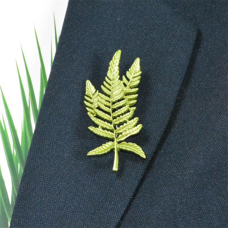 Cài áo thời trang lá cây dương sỉ xanh GC211