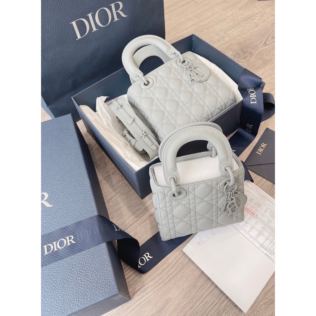 Túi Xách Di.or Lady Ultra Matte Màu Sắc: Ghi, Size: 17 và 20cm