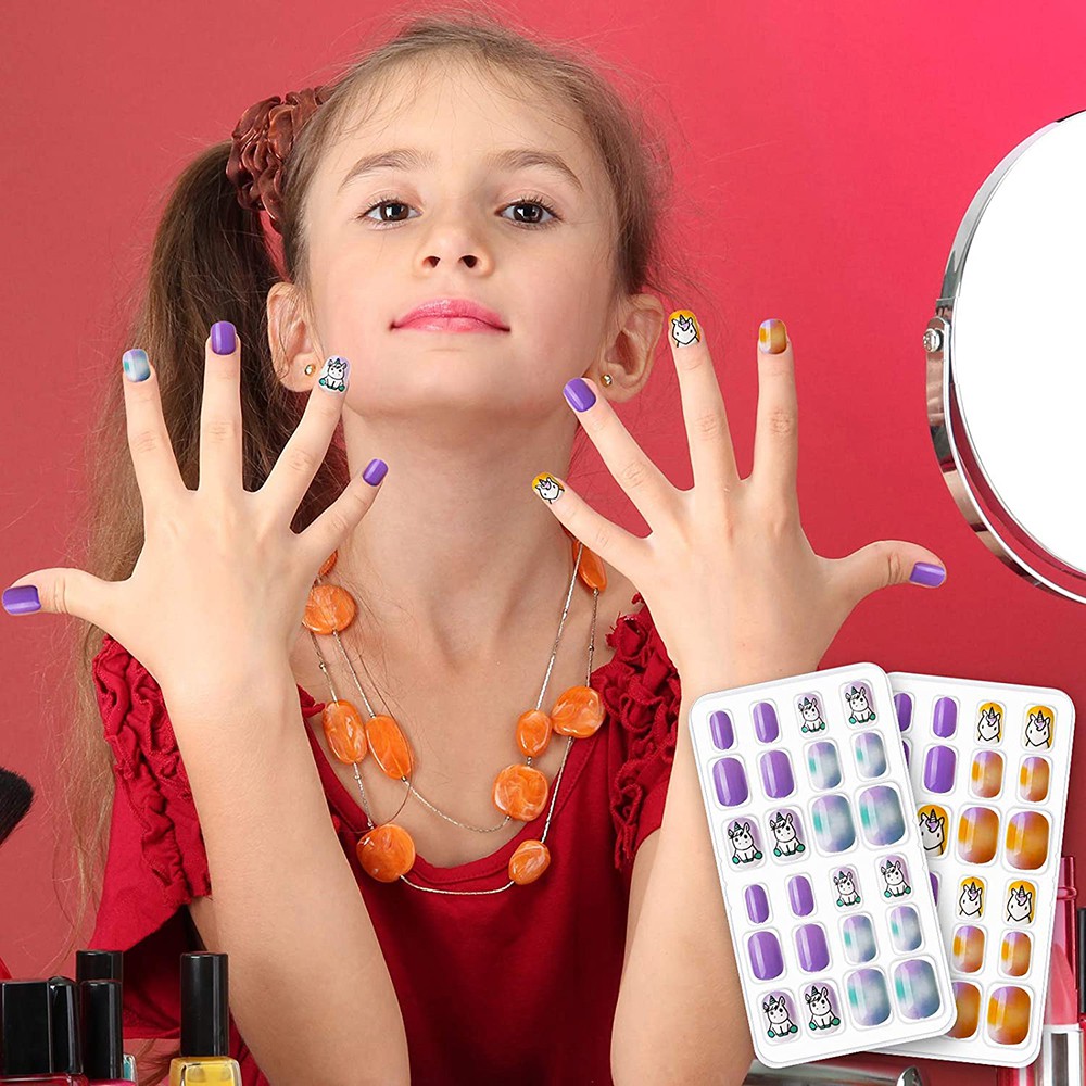 [Hàng mới về] Set 24 móng tay giả họa tiết xinh xắn dành cho bé