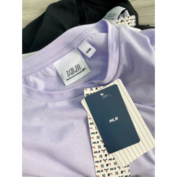 Áo thun unisex