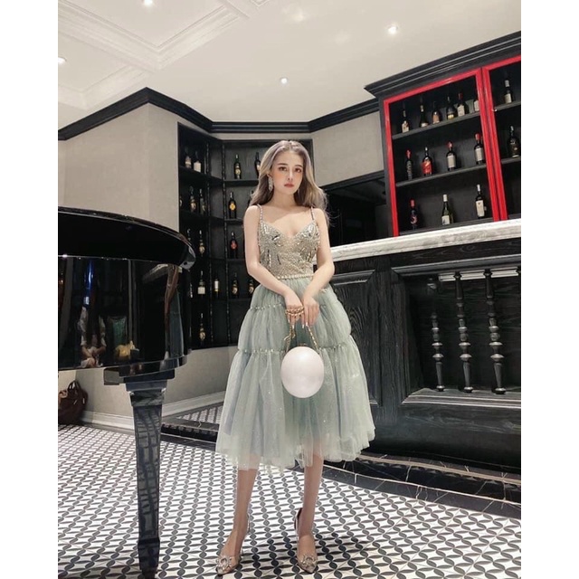 Đầm váy nữ xoè 2 dây kim tuyến có 4 màu