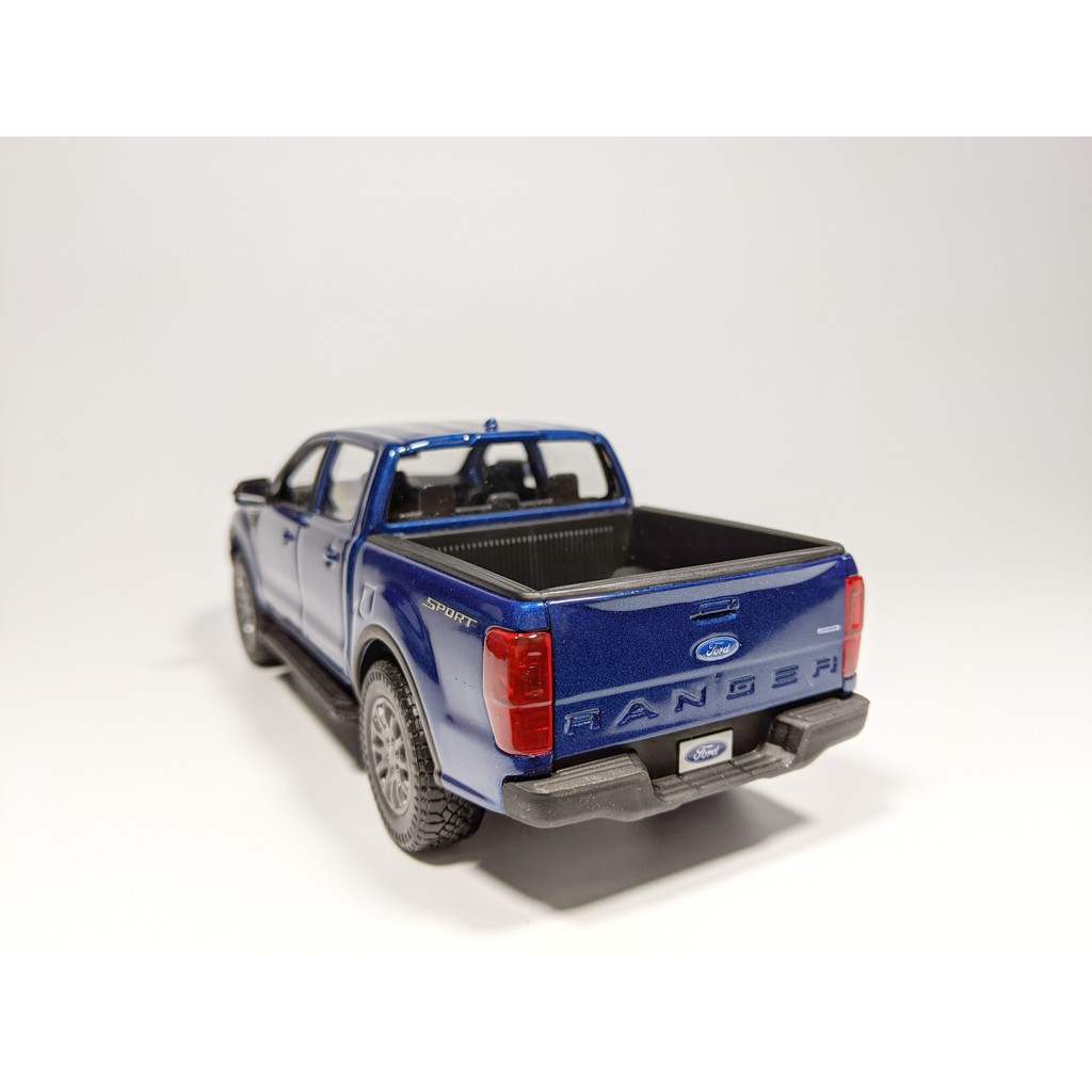 Xe mô hình Ford Ranger 2019 Tỉ lệ 1:24