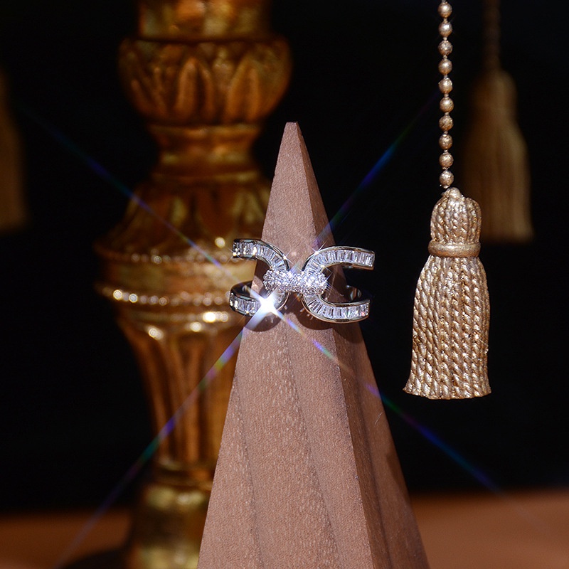 Nhẫn hở hình móng ngựa đính đá zircon đơn giản có thể xếp chồng cho nữ
