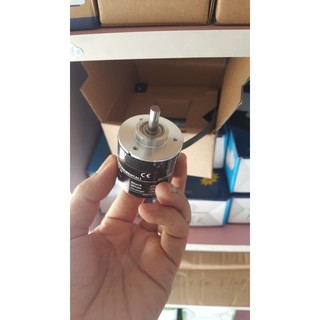 Bộ cảm biến encoder Rotary Omron 1200, 2048 và 2500 xung