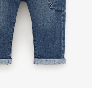 Quần jeans bé trai