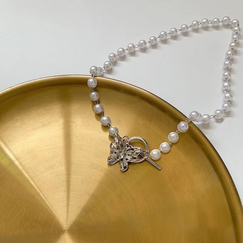 ✨✨Vòng cổ Mặt Bướm Đính Ngọc Trai Thời Trang