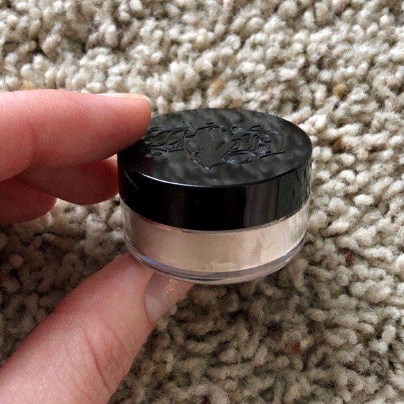 Phấn phủ bột Kat Von D Lock-It Setting Powder - Màu Translucent 1,4G