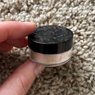Phấn phủ bột Kat Von D Lock-It Setting Powder - Màu Translucent 1,4G