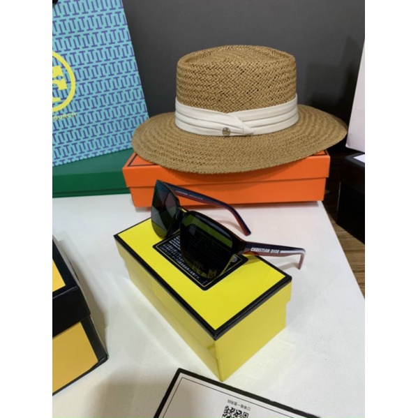 pl(VIDEO) Sandal Quai Mảnh 8p Gót Dẹp Mới Da Mềm Êm Fullbox Cao Cấp