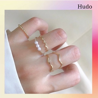 Set 5 nhẫn đeo tay cho cô nàng cá tính màu vàng