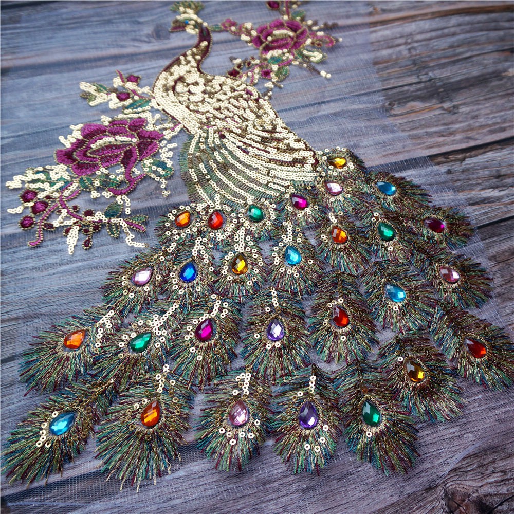 Miếng Vải Ren Thêu Hình Chim Công Đính Kim Sa Cầu Vồng Dùng Trang Trí Cổ Áo Cưới