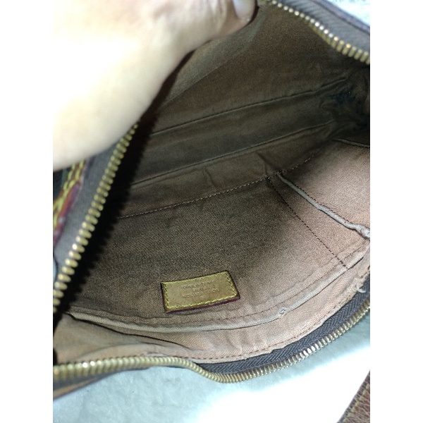 Túi xách si hiệu Lv