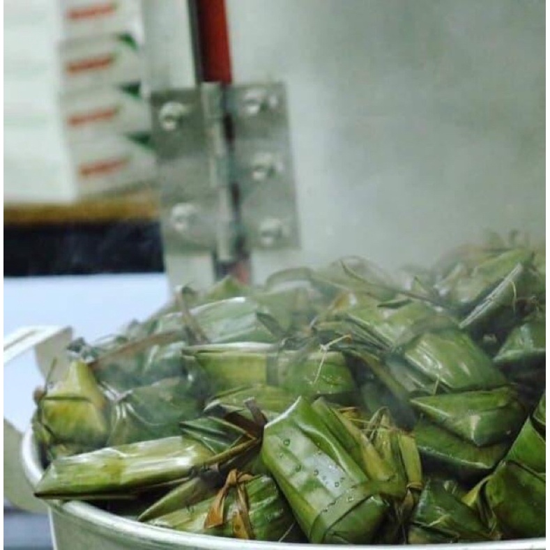 Bánh Bột Lọc Huế / Bánh Nậm Huế ( Bánh Sống ) bánh mới mỗi ngày giao nhanh HCM | BigBuy360 - bigbuy360.vn