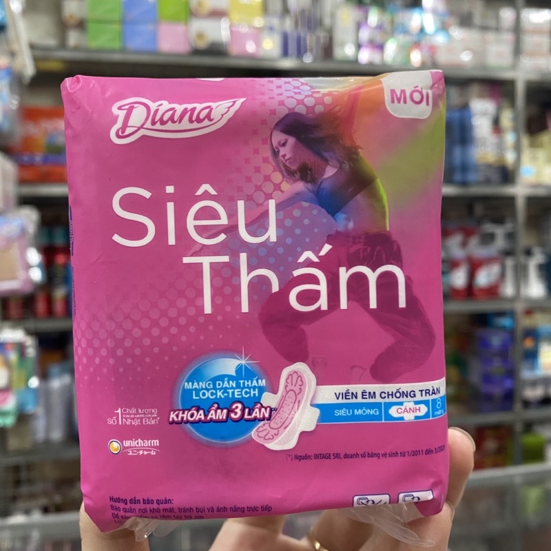 Băng vệ sinh Diana siêu thấm chống tràn có cánh 8 miếng