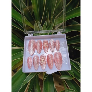 Nail box mắt mèo charm gấu hồng