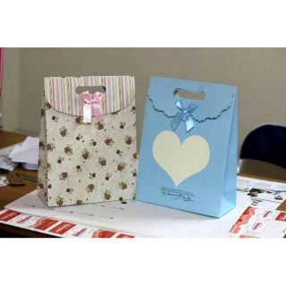 Túi giấy đựng quà kích thước 12x16cm