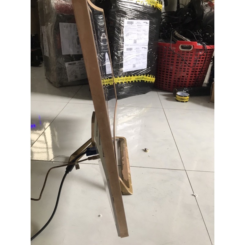 Màn hình 32" Cong vun vút full HD giá tốt | BigBuy360 - bigbuy360.vn