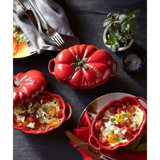 ÂU SỨ STAUB - CÀ CHUA ĐỎ
