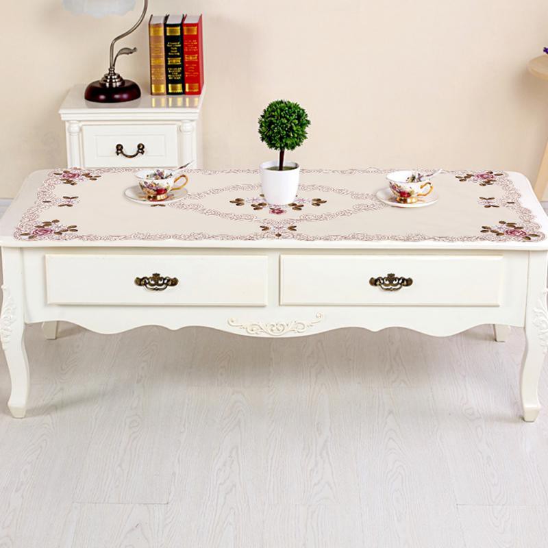 Khăn trải bàn họa tiết thêu hoa sang trọng và trang nhã cho trang trí, có 3 kiểu dáng khác nhau