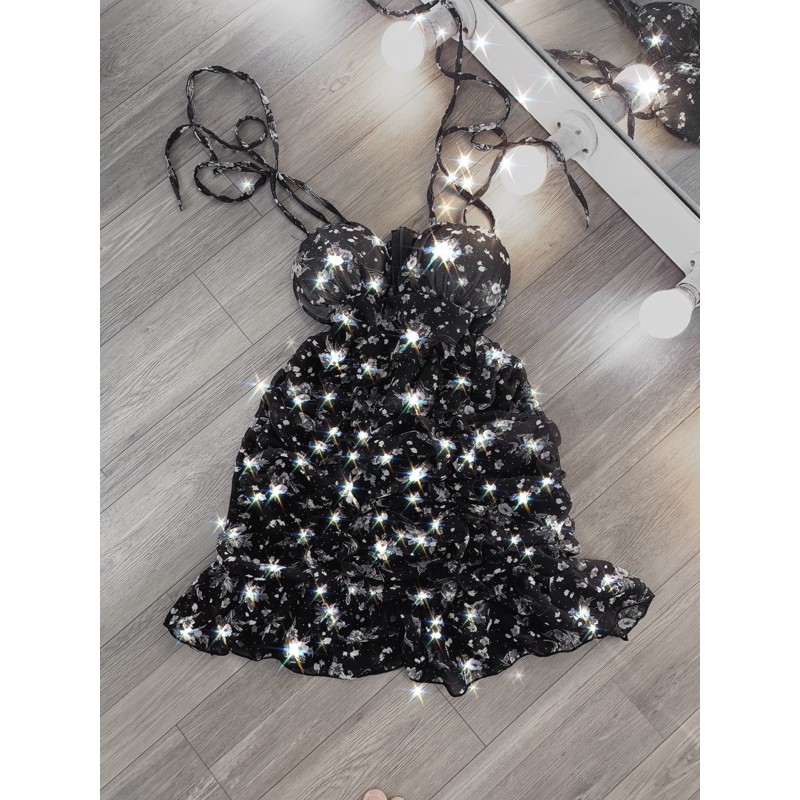 [Mã SKAMA06 giảm 8% tối đa 50K đơn 250K] Đầm Body Nhún Đuôi Tôm Cột Vai Cúp Hoa Cao Cấp | BigBuy360 - bigbuy360.vn