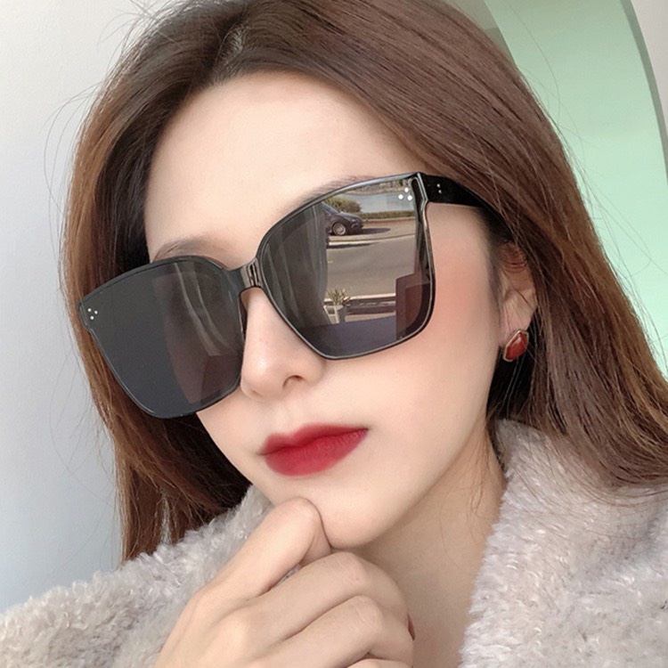 Kính Mắt 3 Chấm Dành Cho Nam Nữ Màu Đen Hot Hit Phong Cách Hàn