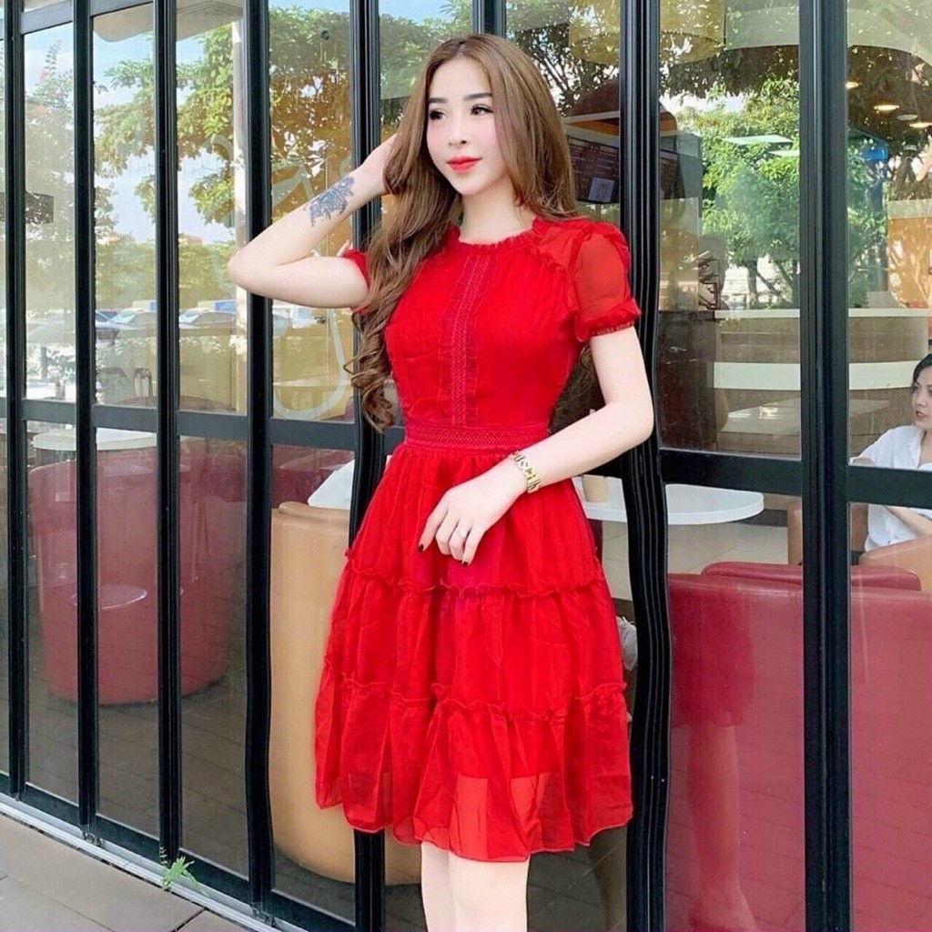 Đầm Phối ren nhúm bèo 3 Tầm Tay Ngắn