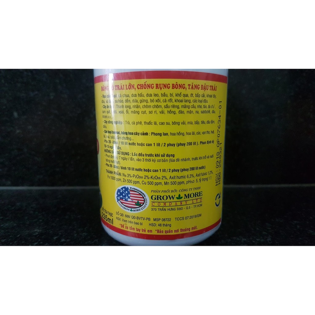 Humic acid 322 phân bón lá NPK sinh học (Chai 235 ml)