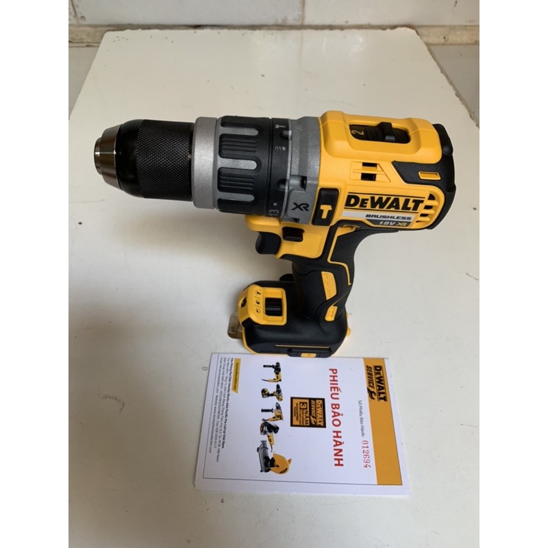 Máy khoan dùng pin DeWALT 18V DCD796 (Thân máy)