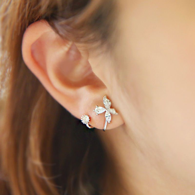 Khuyên tai bạc 925 hoa đá ôm vành tai độc đáo lạ mắt nổi bật long lanh lấp lánh duyên dáng Dế Bạc - K5486