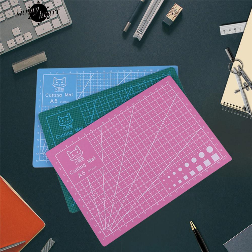 Thảm Cắt Đa Năng 21Cmx15Cm Bằng Nhựa Pvc Cao Cấp