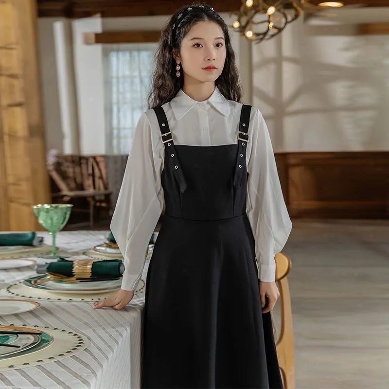 Set áo sơ mi và yếm váy