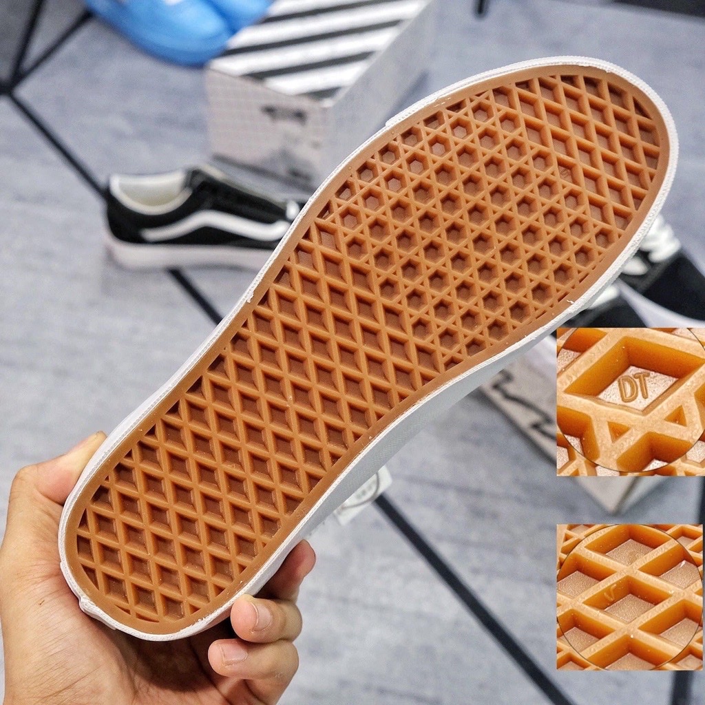 giày vanz đen trắng,giay van calssic,giày van vaul đủ size nam nữ đầy đủ phụ kiện dễ phối đồ