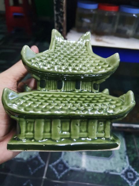 CHÙA TRANG TRÍ HỒ CÁ NON BỘ 10x7x12cm