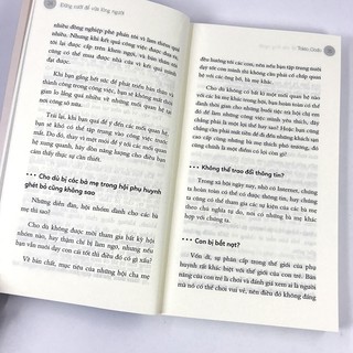 Sách - Đừng Cười Để Vừa Lòng Người