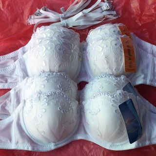 Combo 3 áo ngực học sinh. Hình tự chụp