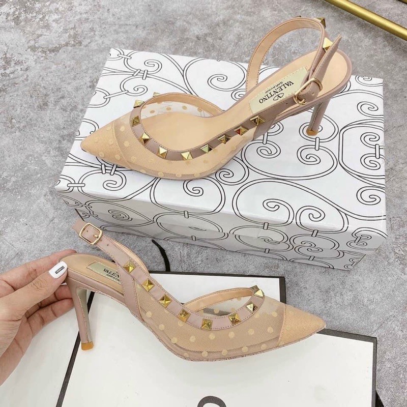[fullbox bill túi giấy] giày nữ viền đinh vltn lưới chấm bi mũi nhọn cao gót 7 cm - giày sandal bít mũi màu kem