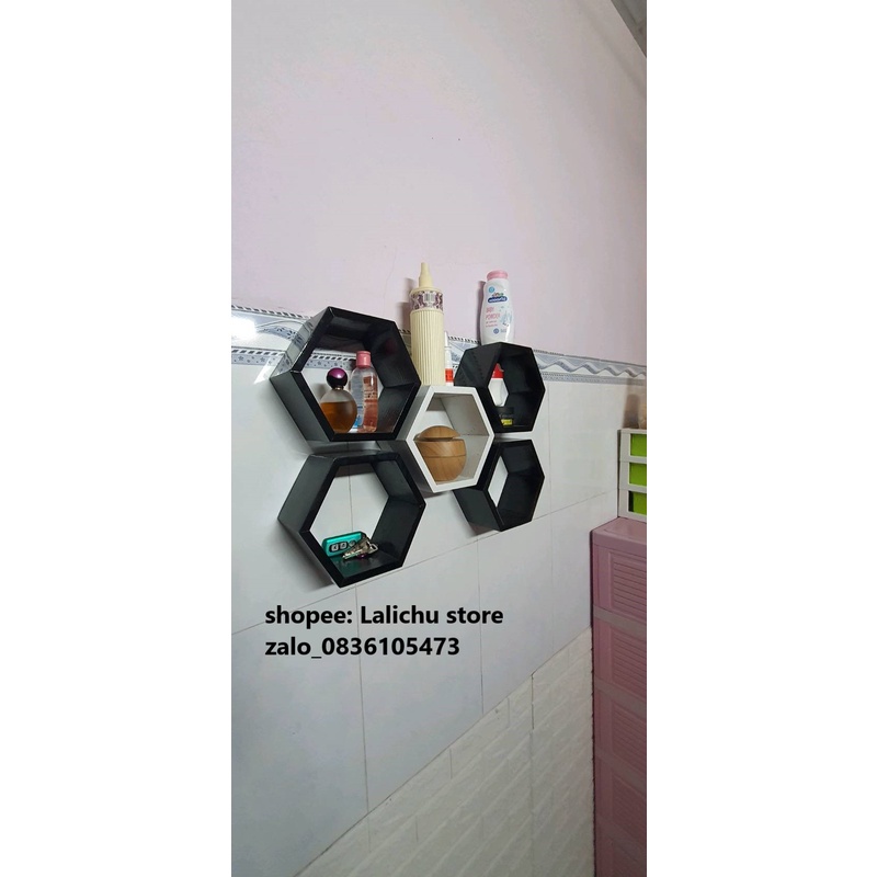 Kệ tổ ong bằng gỗ, kệ lục giác gỗ thông tự nhiên decor